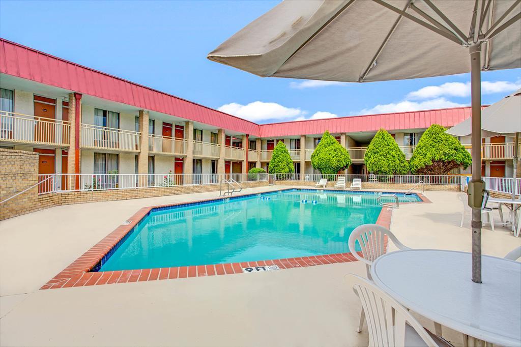 Knights Inn Memphis Airport Zewnętrze zdjęcie