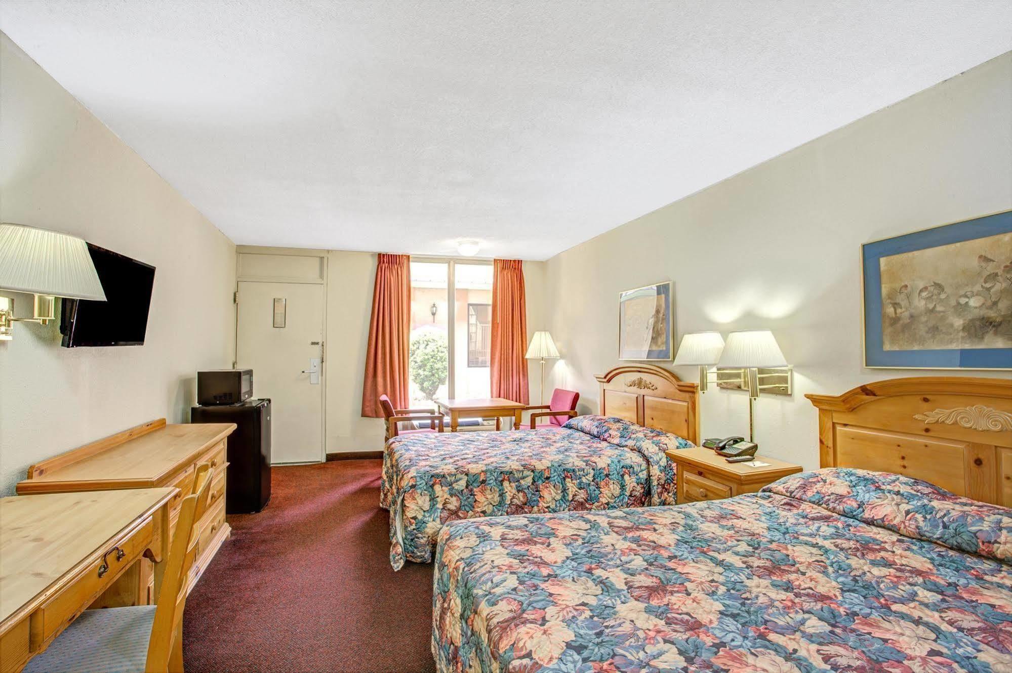 Knights Inn Memphis Airport Zewnętrze zdjęcie
